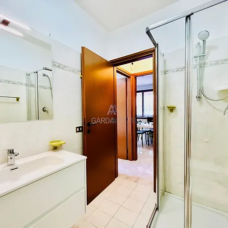 Giove Apartment - Piscina E Natura A Sirmione Exterior foto