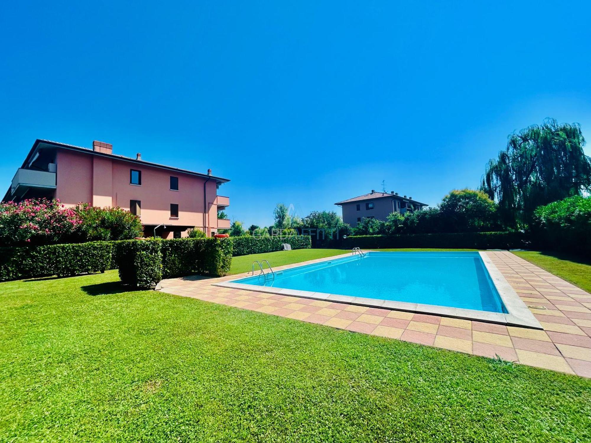 Giove - Piscina E Natura A *